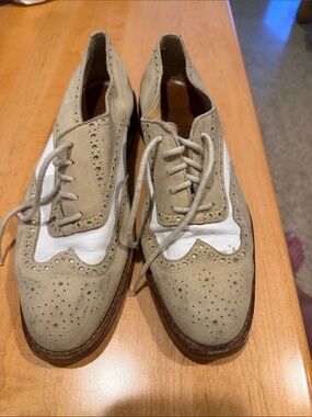 Vintage Joan & David two-tone spectator wingtips oxford heels